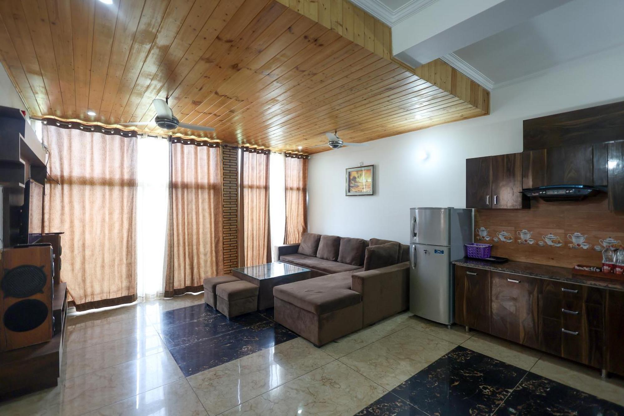 Cozy Heavenn 2Bhk I Kasauli I Mountain View 93O68I282O Lägenhet Exteriör bild
